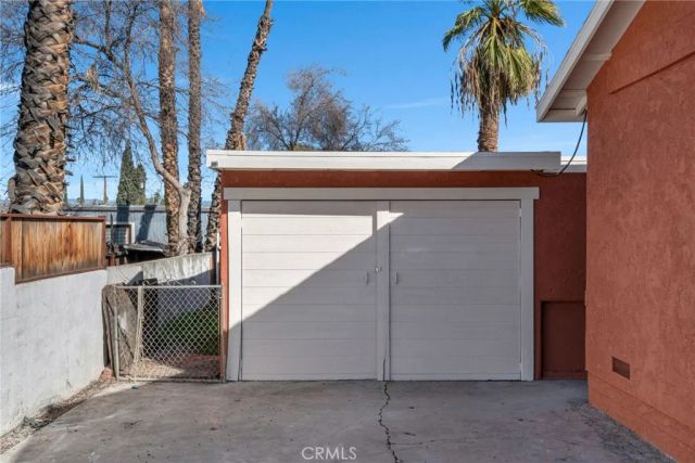 2057 Down, Riverside, CA 92507