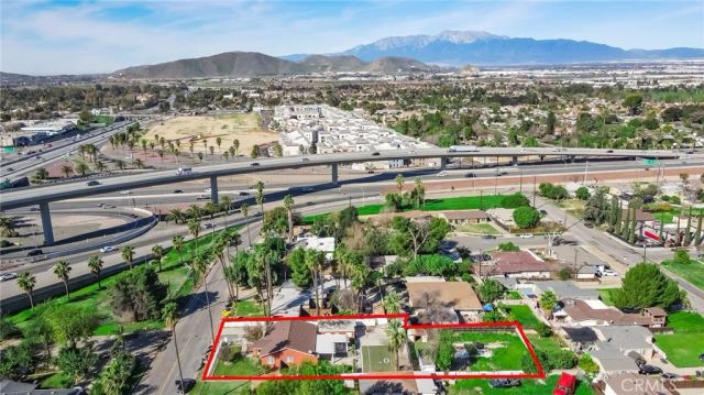 2057 Down, Riverside, CA 92507