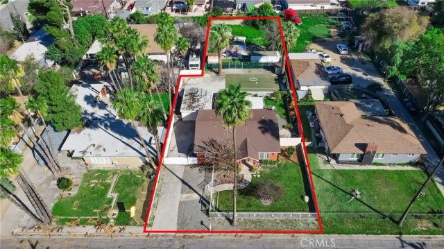 2057 Down, Riverside, CA 92507