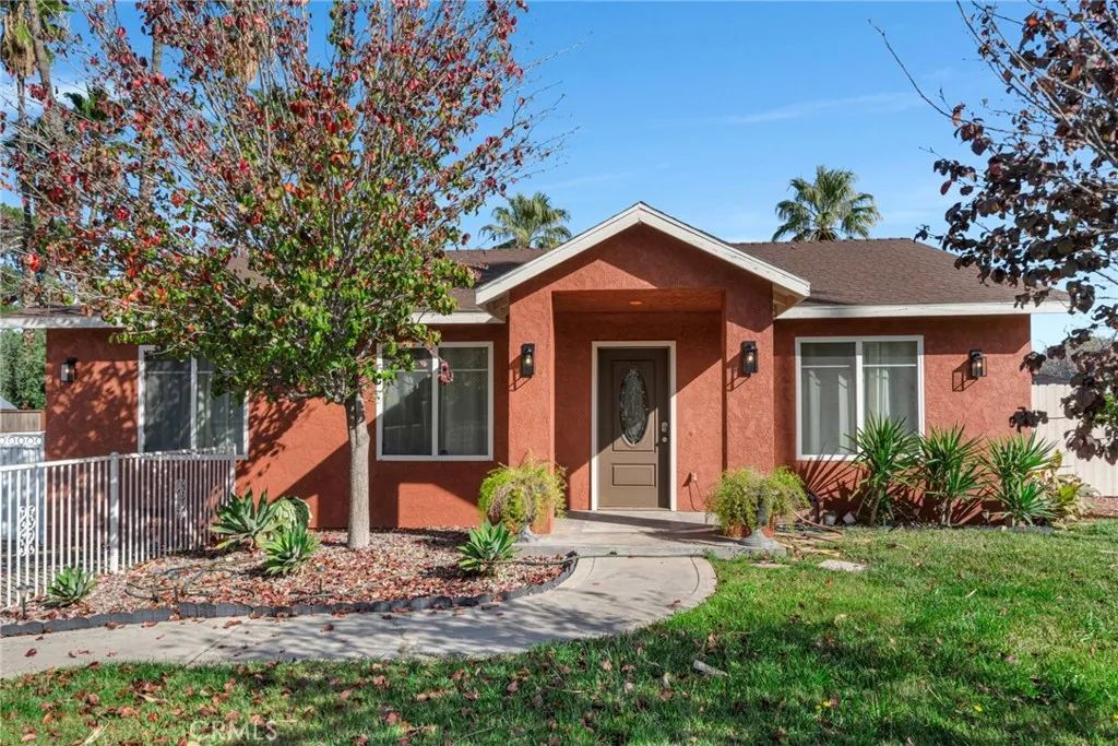 2057 Down, Riverside, CA 92507