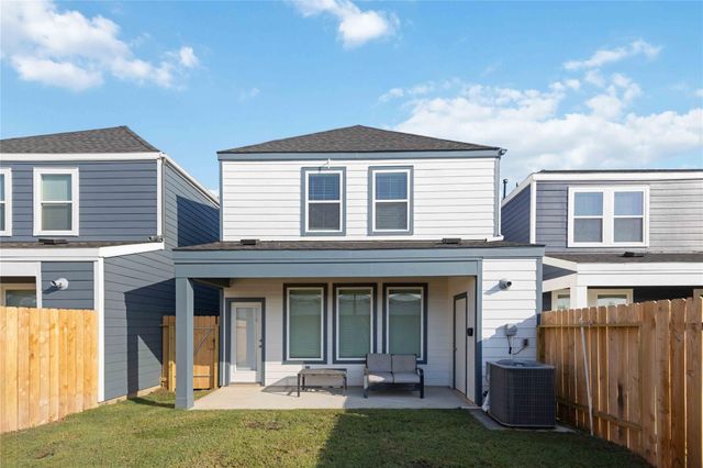 2914 Amherst Meadow Lane, Houston, TX 77051