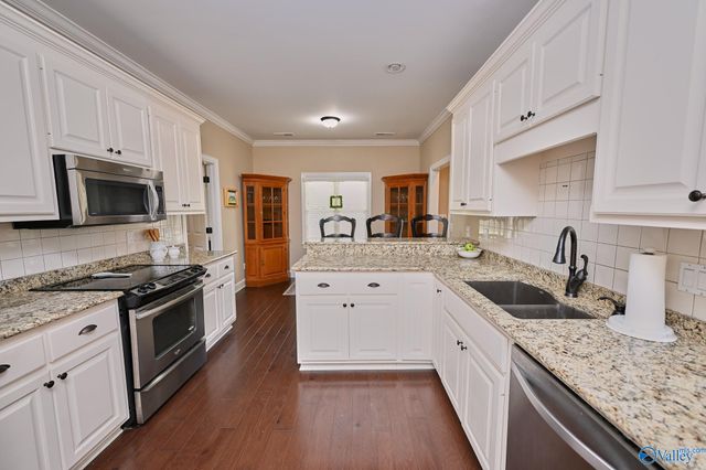 2836 Willowick Trail SE, Owens Cross Roads, AL 35763