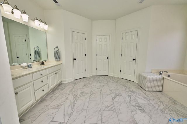 2836 Willowick Trail SE, Owens Cross Roads, AL 35763