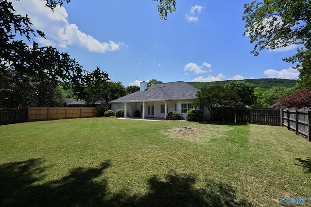 2836 Willowick Trail SE, Owens Cross Roads, AL 35763