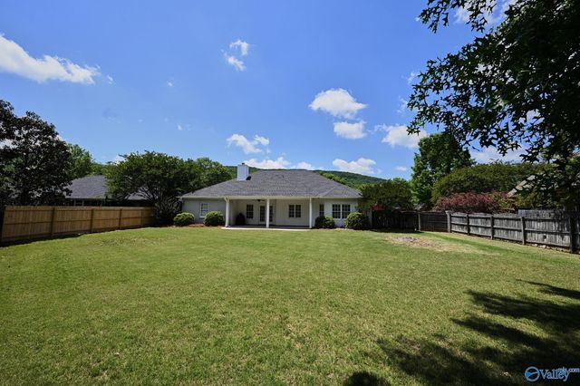 2836 Willowick Trail SE, Owens Cross Roads, AL 35763