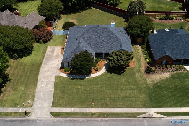 2836 Willowick Trail SE, Owens Cross Roads, AL 35763