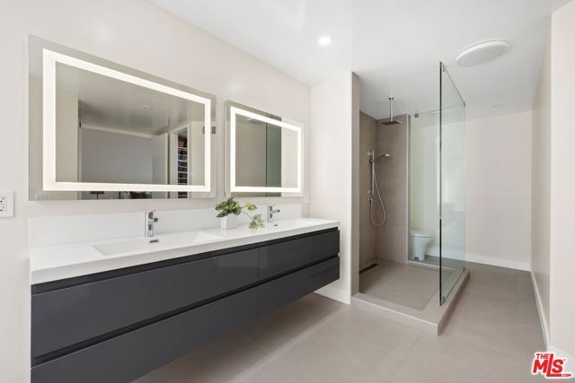 2467 Century, Los Angeles, CA 90067