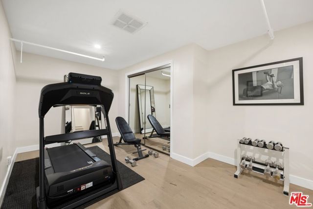 2467 Century, Los Angeles, CA 90067