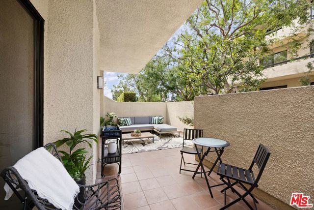 2467 Century, Los Angeles, CA 90067