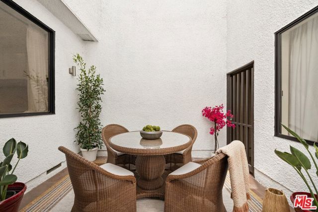 2467 Century, Los Angeles, CA 90067