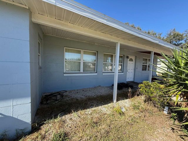 3257 CRESTWOOD DRIVE, Port Charlotte, FL 33952