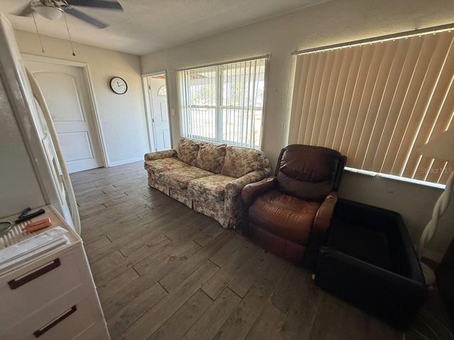 3257 CRESTWOOD DRIVE, Port Charlotte, FL 33952