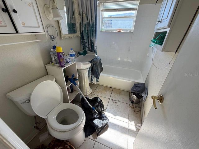 3257 CRESTWOOD DRIVE, Port Charlotte, FL 33952