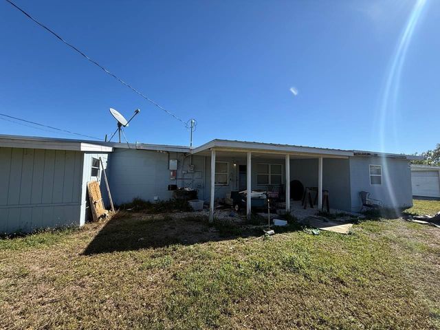 3257 CRESTWOOD DRIVE, Port Charlotte, FL 33952