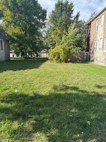 12242 S Wallace Street, Chicago, IL 60628