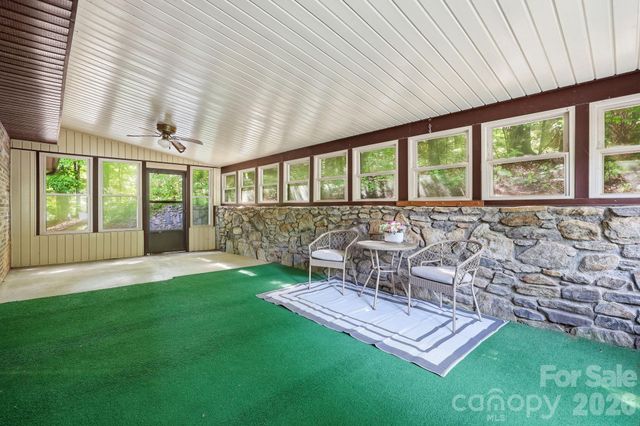 1 Mountain Heritage Place, Candler, NC 28715