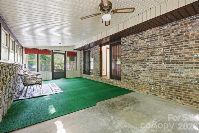 1 Mountain Heritage Place, Candler, NC 28715