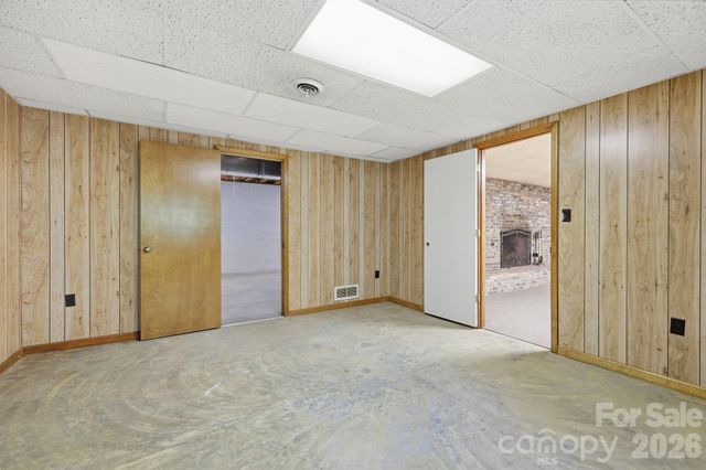 1 Mountain Heritage Place, Candler, NC 28715
