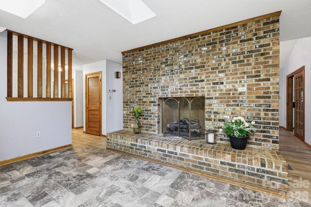 1 Mountain Heritage Place, Candler, NC 28715