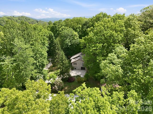 1 Mountain Heritage Place, Candler, NC 28715