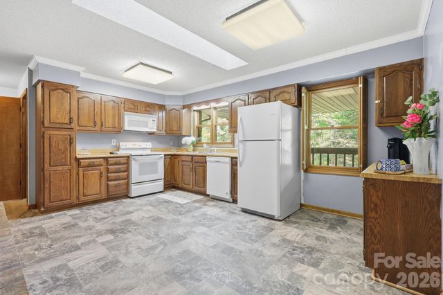 1 Mountain Heritage Place, Candler, NC 28715