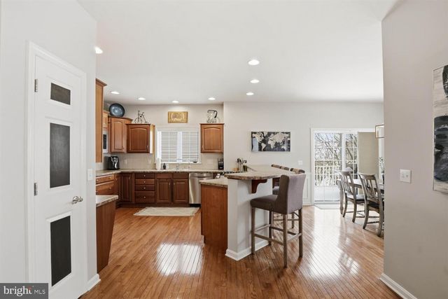 217 WEATHERFIELD PL, Lancaster, PA 17603