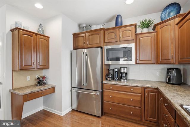 217 WEATHERFIELD PL, Lancaster, PA 17603