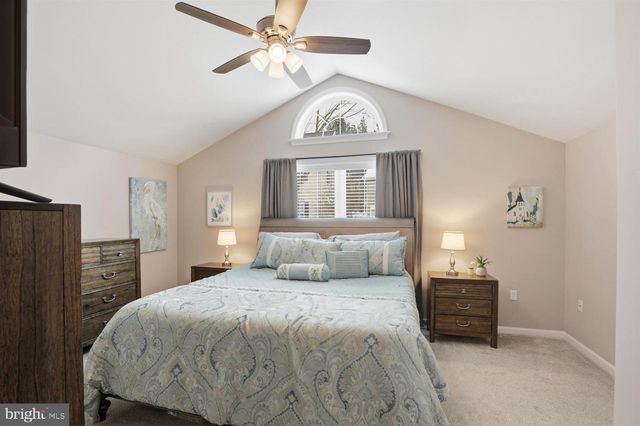 217 WEATHERFIELD PL, Lancaster, PA 17603