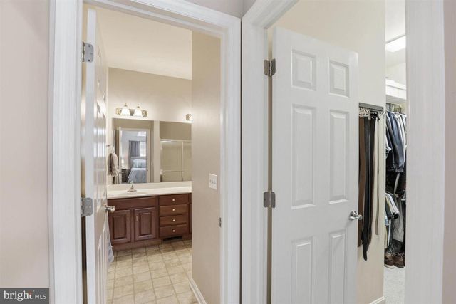 217 WEATHERFIELD PL, Lancaster, PA 17603