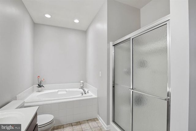 217 WEATHERFIELD PL, Lancaster, PA 17603