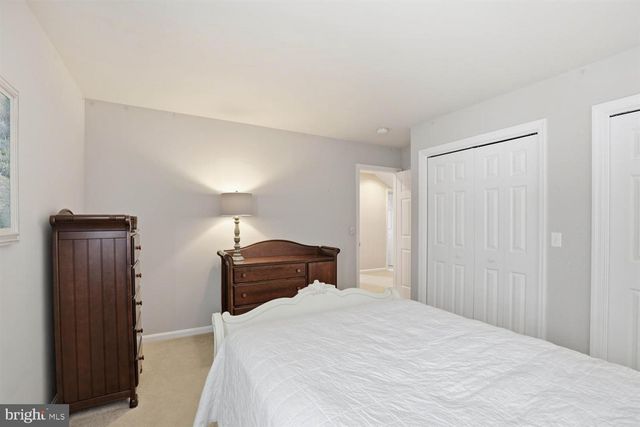 217 WEATHERFIELD PL, Lancaster, PA 17603