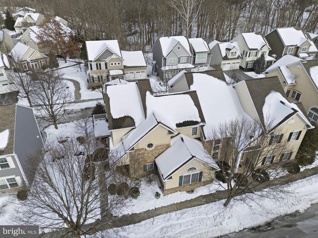 217 WEATHERFIELD PL, Lancaster, PA 17603