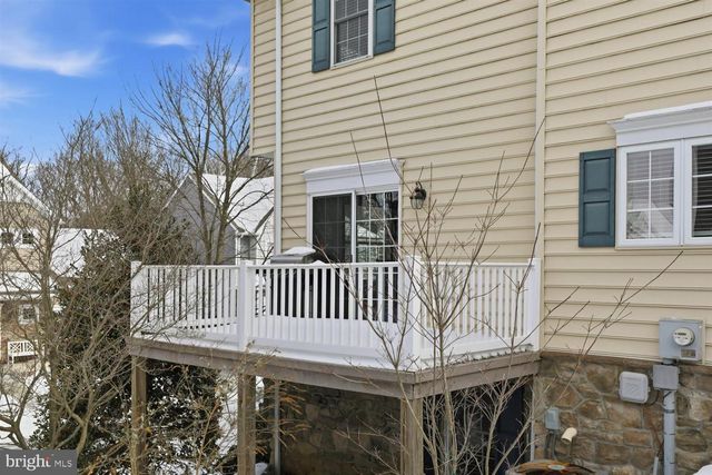 217 WEATHERFIELD PL, Lancaster, PA 17603