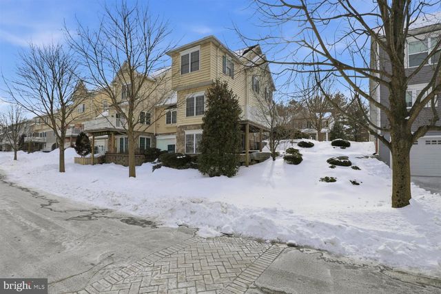 217 WEATHERFIELD PL, Lancaster, PA 17603