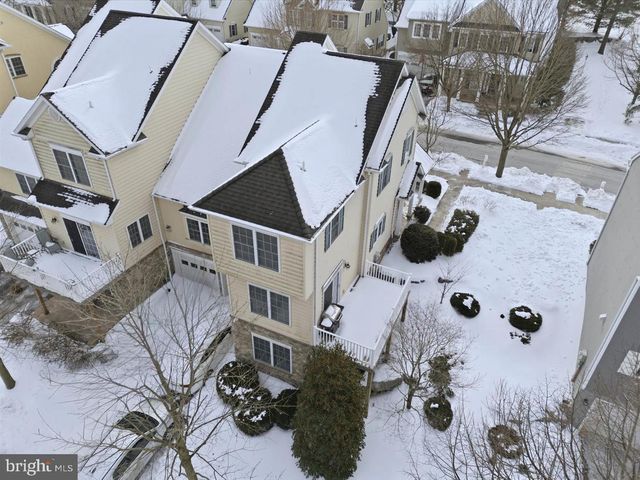 217 WEATHERFIELD PL, Lancaster, PA 17603