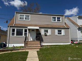 445 Stevenson Place, Perth Amboy, NJ 08861
