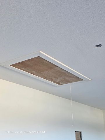 10750 E ROBERTS LN, Centralia, MO 65240