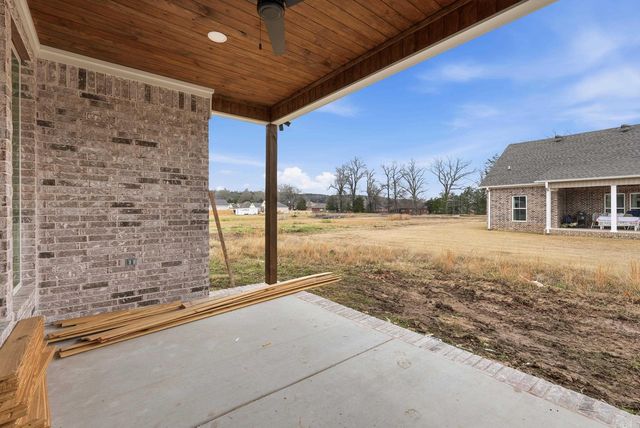 31 Sunny Drive, Morrilton, AR 72110