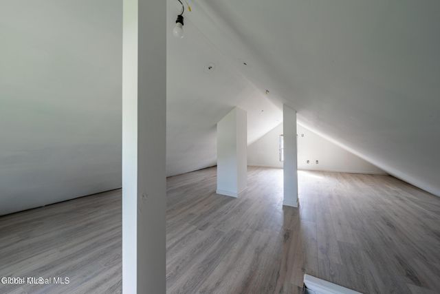 24 Slater Street, Amsterdam, NY 12010