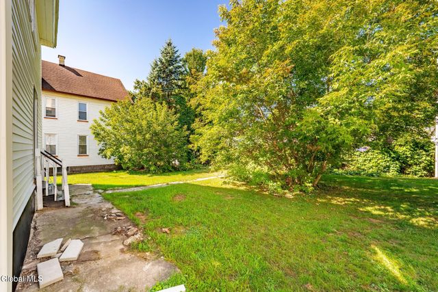 24 Slater Street, Amsterdam, NY 12010