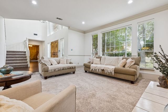 6313 Thornbranch Drive, Plano, TX 75093