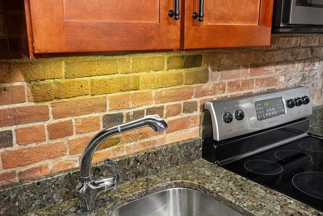 120 Fulton St DE, Boston, MA 02109