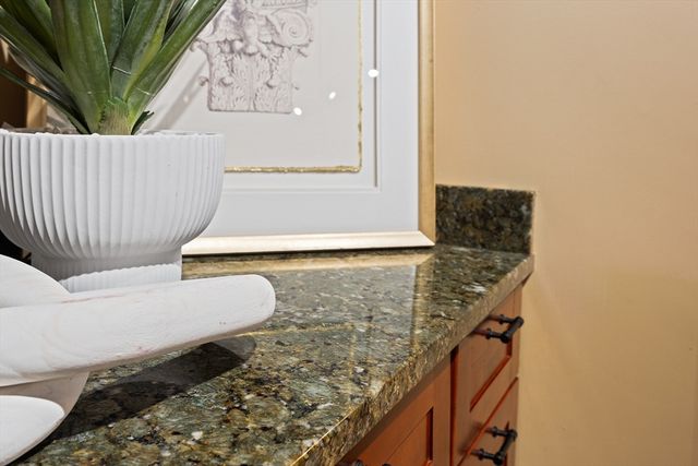 120 Fulton St DE, Boston, MA 02109