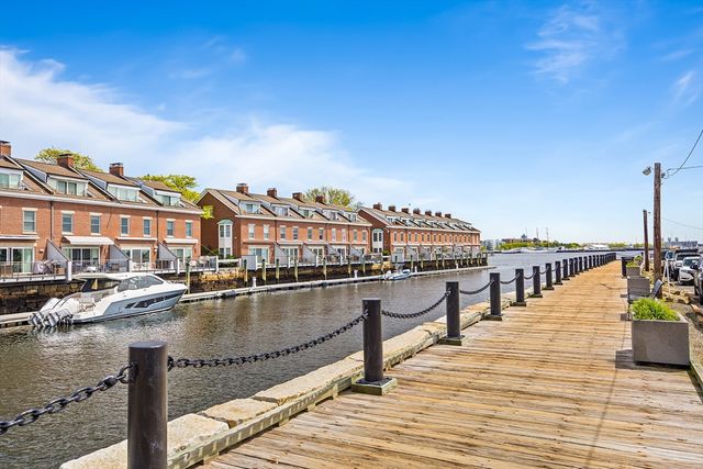 120 Fulton St DE, Boston, MA 02109