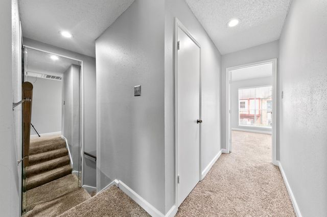 7700 Creekbend Drive 78, Houston, TX 77071