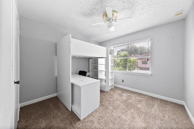 7700 Creekbend Drive 78, Houston, TX 77071