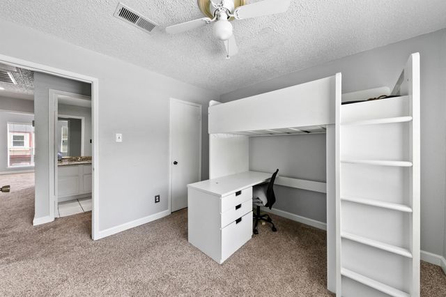 7700 Creekbend Drive 78, Houston, TX 77071