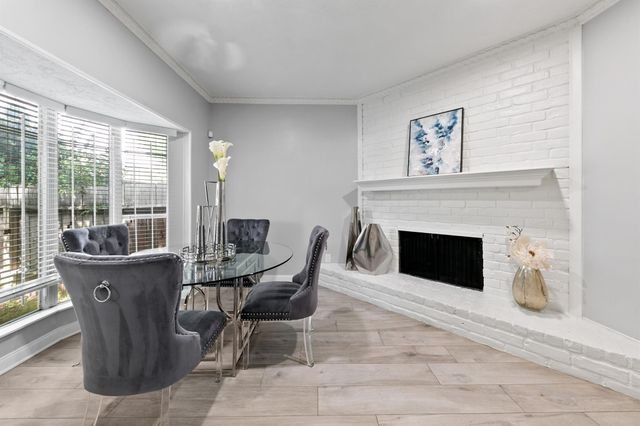 7700 Creekbend Drive 78, Houston, TX 77071