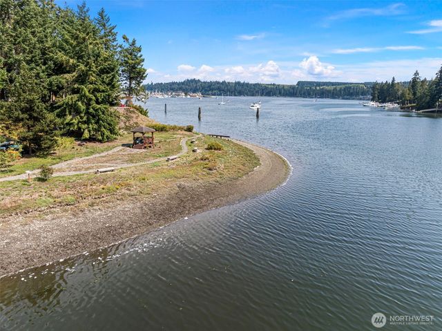 150 Ebb Tide Court, Port Ludlow, WA 98365