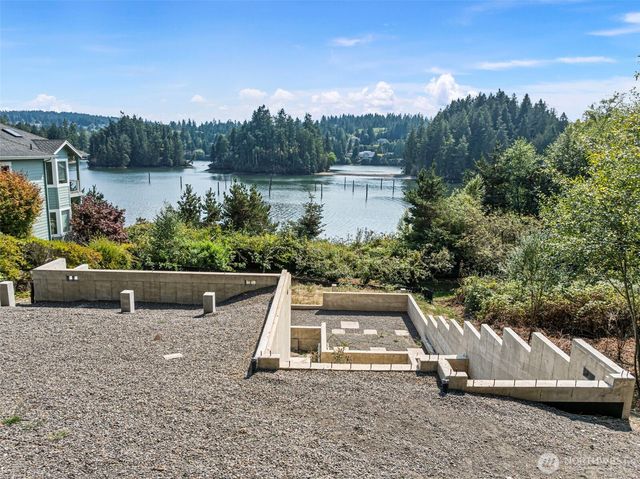 150 Ebb Tide Court, Port Ludlow, WA 98365